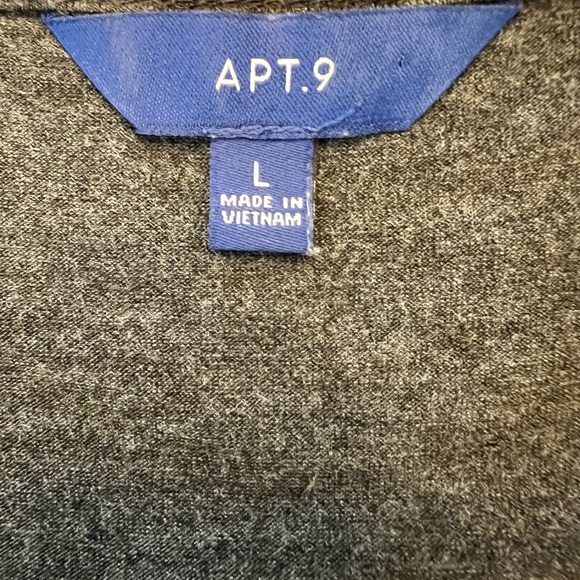 GRAY SLEEVELESS TANK TOP TUNIC - Picture 3 of 4